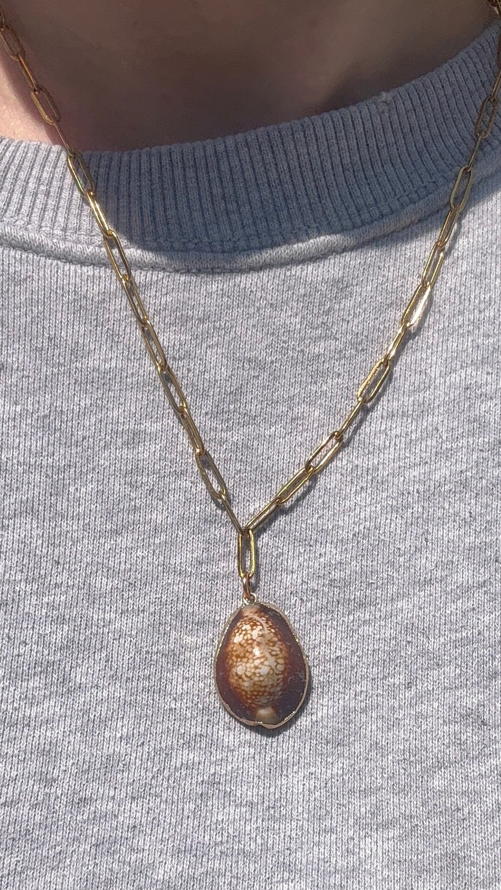 Drift Cowrie Necklace